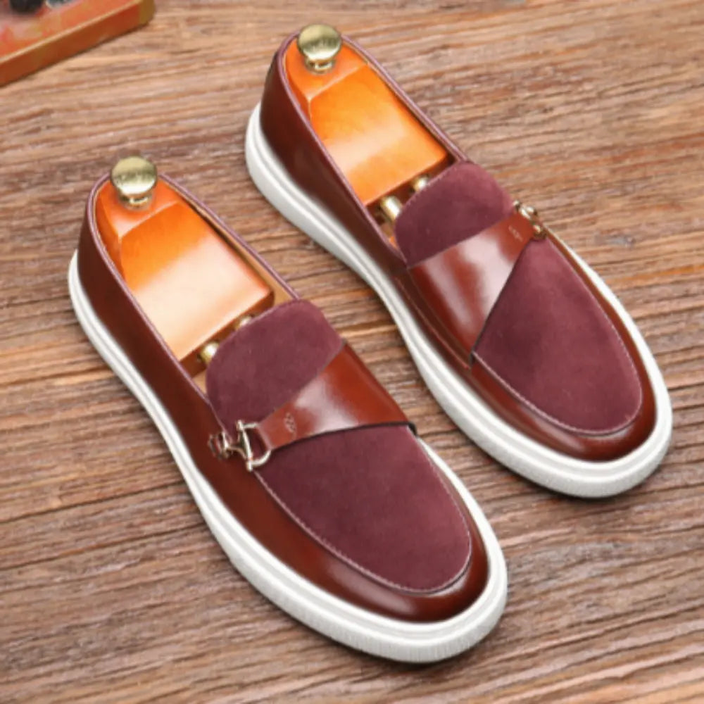 Wide fit leather board shoes