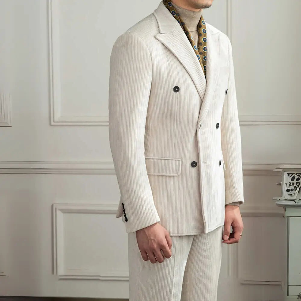 Old Money classic suit