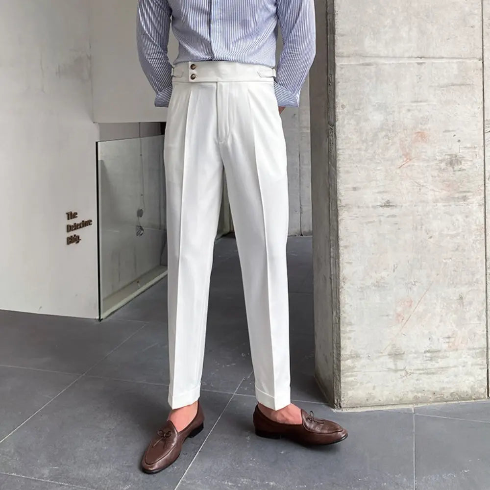 Men's trousers in solid colours