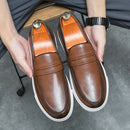 Men’s business casual shoes