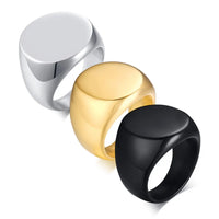 Trendy gold men's round ring with polished surface