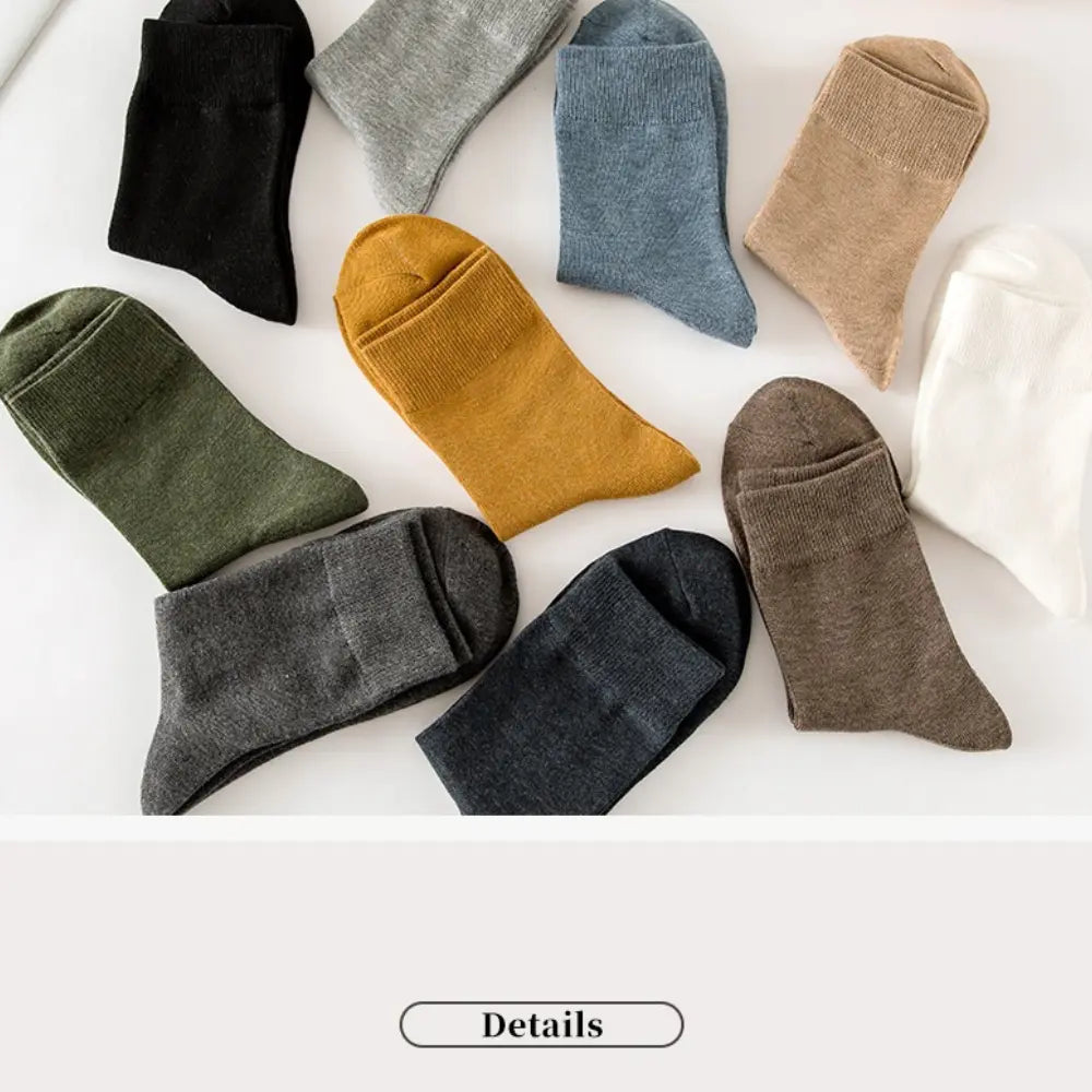 Mid-calf solid cotton socks